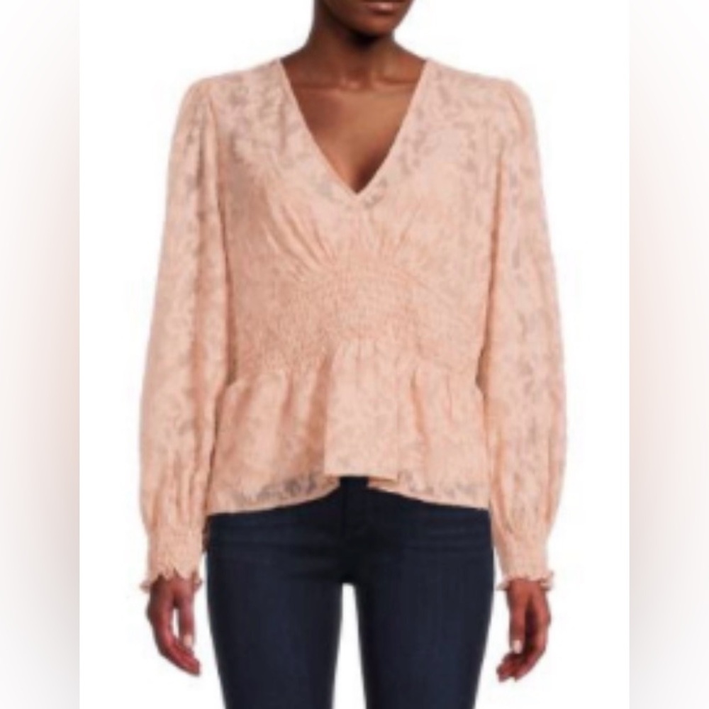 NWT BCBGMaxAzria XS Pink Lace-Textured V-Neck Smocked Peplum Top